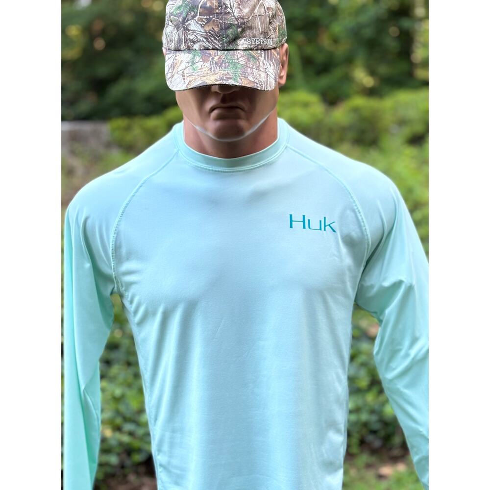 HULK Men's Medium Pursuit Vented Long Sleeve 30 UPF Fishing Shirt AND CAP BUNDLE